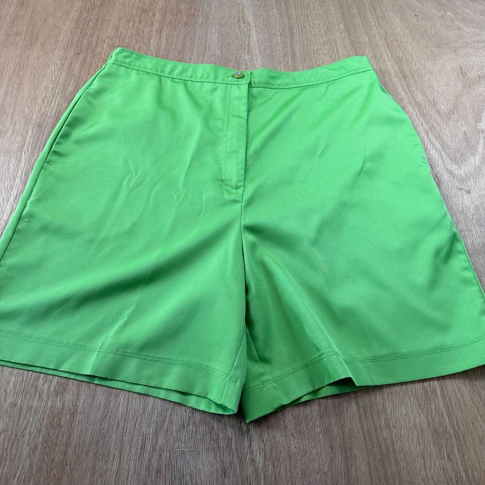 Coral Bay Golf Green Shorts Women’s 16 High Rise Zip Front Stretch